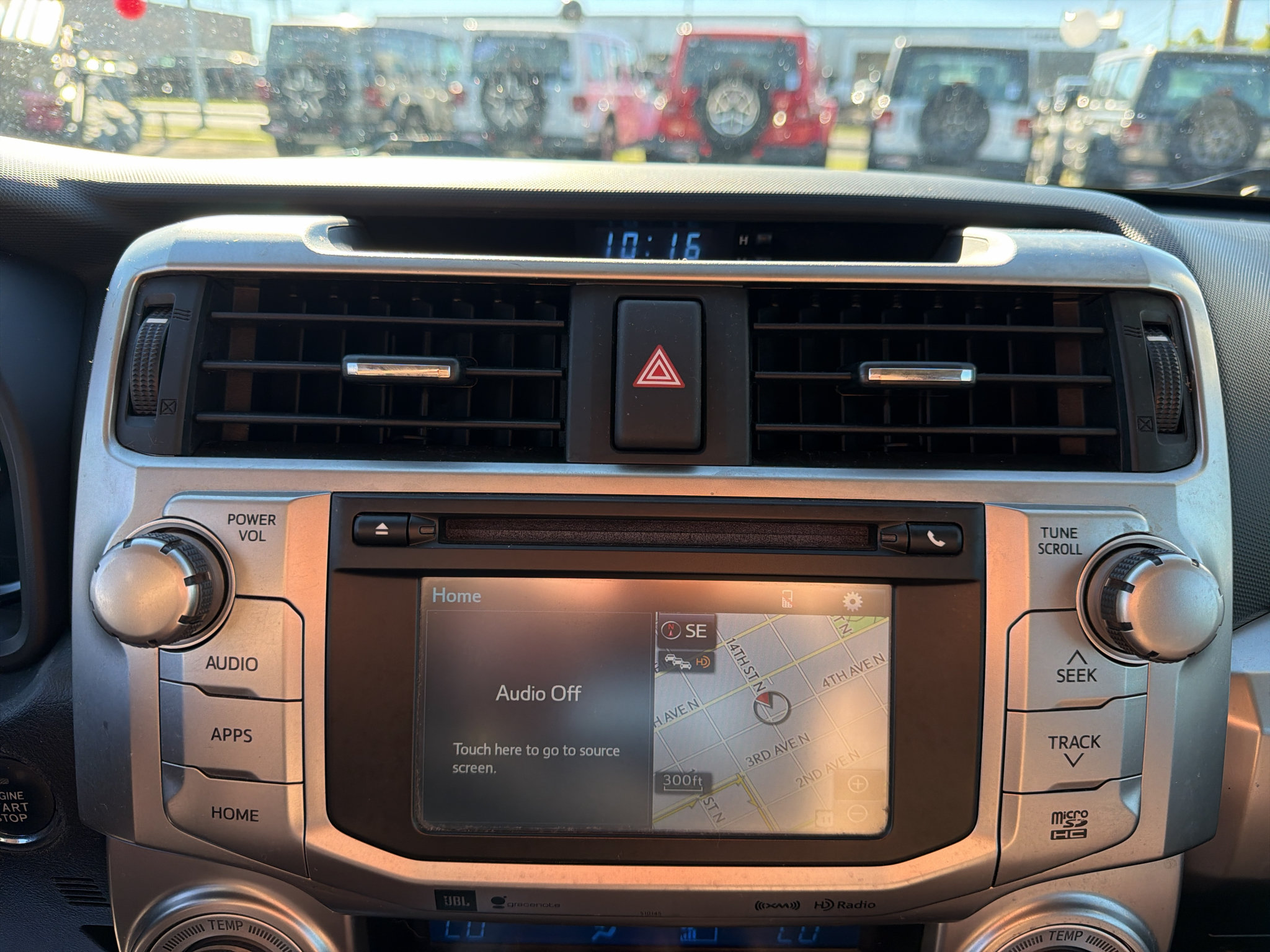 Used 2018 Toyota 4Runner Limited AWD/4WD image 19
