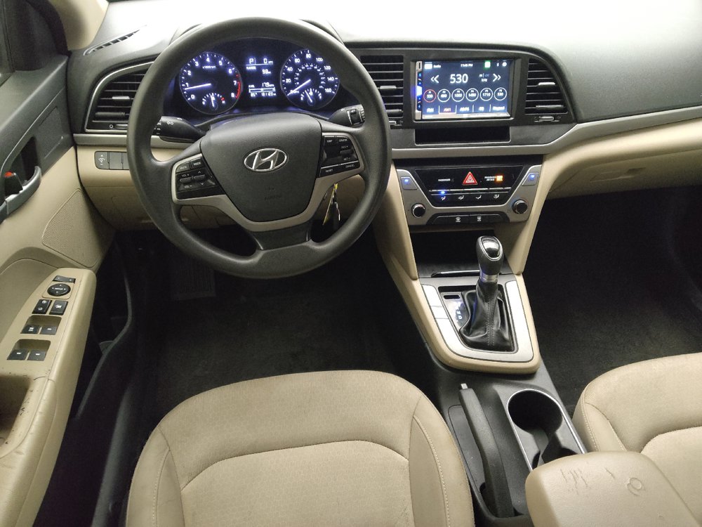 Used 2017 Hyundai Elantra SE FWD image 22