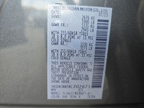Used 2024 Nissan Pathfinder SV w/ SV Premium Package FWD image 34