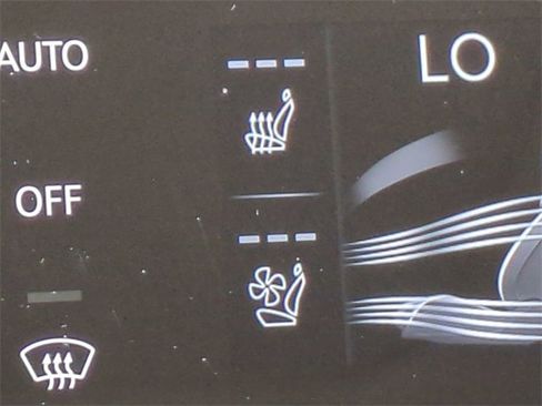 Used 2025 Genesis GV80 3.5T Prestige image 22