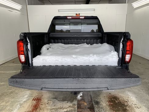 New 2026 GMC Sierra 1500 Elevation image 7