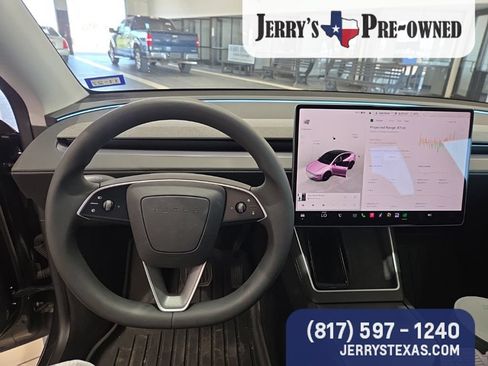 Used 2026 Tesla Model Y AWD image 12