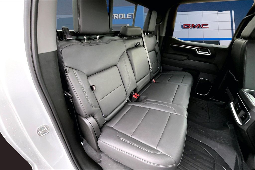 Used 2026 GMC Sierra 1500 Elevation w/ Elevation Premium Package AWD/4WD image 29