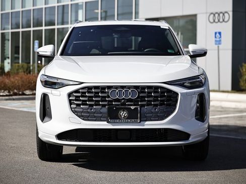 New 2025 Audi Q5 Premium Plus image 13