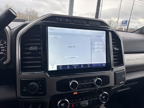 Used 2022 Ford F350 Lariat w/ Camper Package image 30