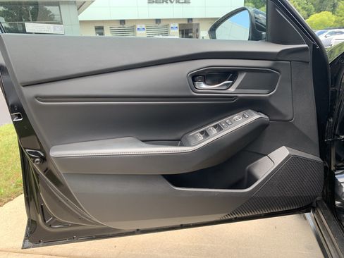 Used 2024 Honda Accord Sport image 14