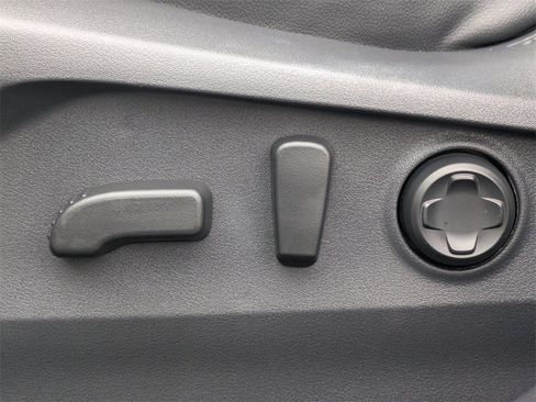 Used 2025 Subaru Outback Touring w/ Popular Package #2 image 22