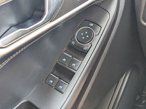 Used 2020 Ford Explorer XLT w/ Equipment Group 202A image 21