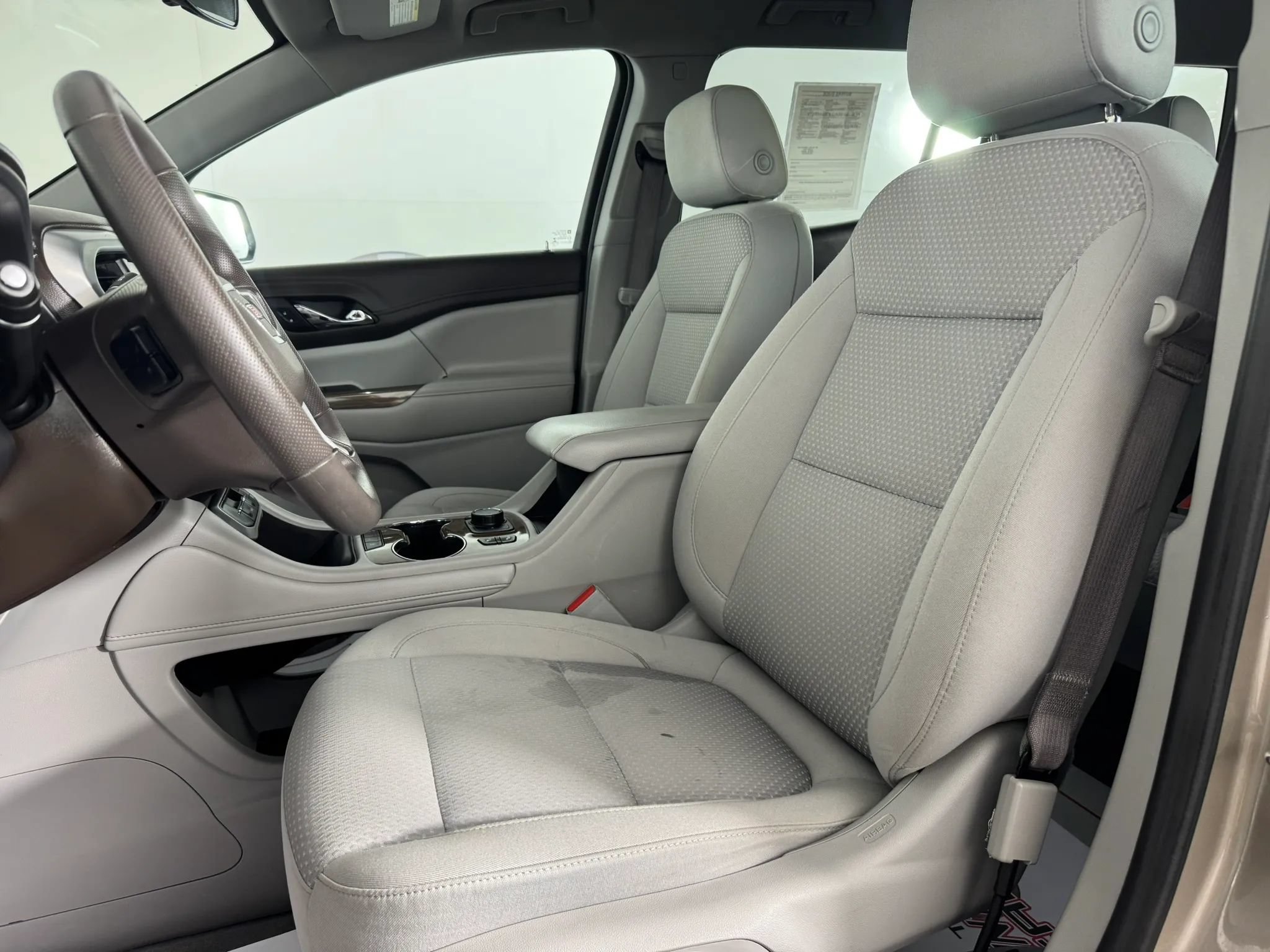 Used 2022 GMC Acadia SLE w/ Driver Convenience Package AWD/4WD image 33