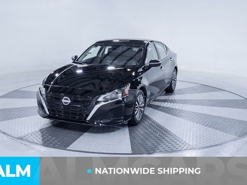Used 2025 Nissan Altima 2.5 SV FWD image 2