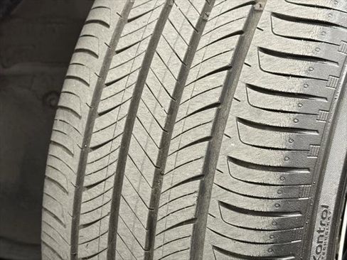 Certified 2022 Toyota Camry SE image 37