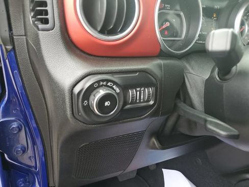 Used 2019 Jeep Wrangler Unlimited Rubicon AWD/4WD image 19