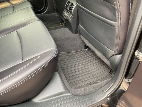 Used 2018 Subaru Outback 3.6R Limited AWD/4WD image 41