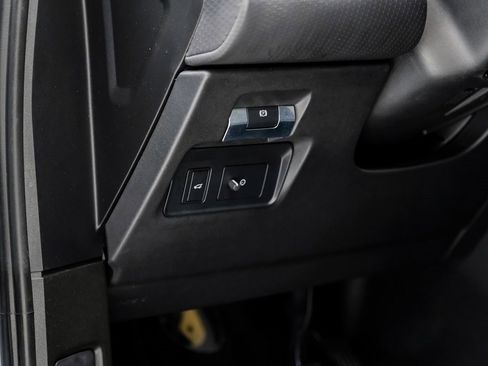 Used 2021 Land Rover Range Rover Evoque S image 30