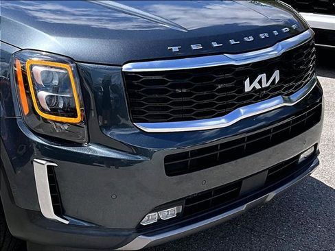 Used 2022 Kia Telluride SX w/ Towing Package FWD image 27