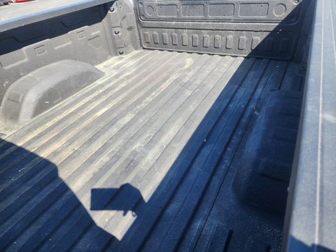 Used 2025 Chevrolet Silverado 2500 Custom image 14