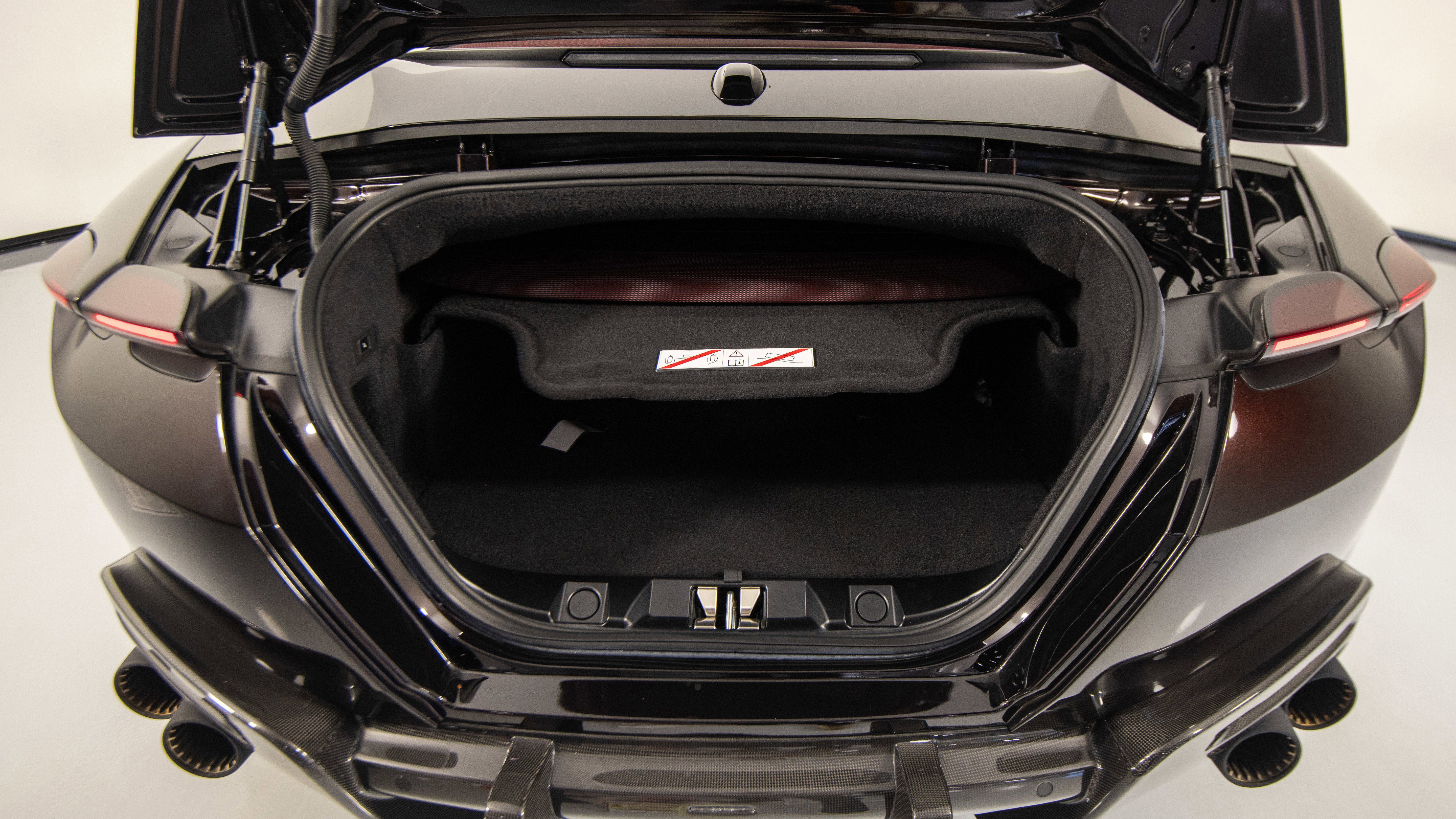 Certified 2024 Ferrari Roma Spider RWD image 52