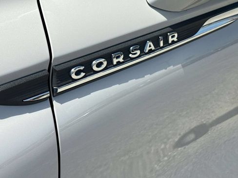 Certified 2022 Lincoln Corsair FWD w/ Equipment Group 101A image 9