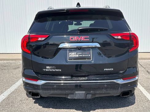 Used 2020 GMC Terrain Denali w/ Denali Premium Package AWD/4WD image 6