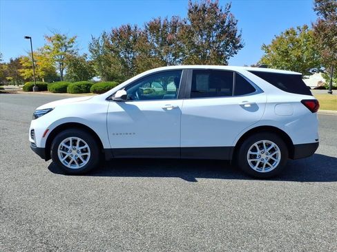 Used 2023 Chevrolet Equinox LT w/ Driver Convenience Package image 14
