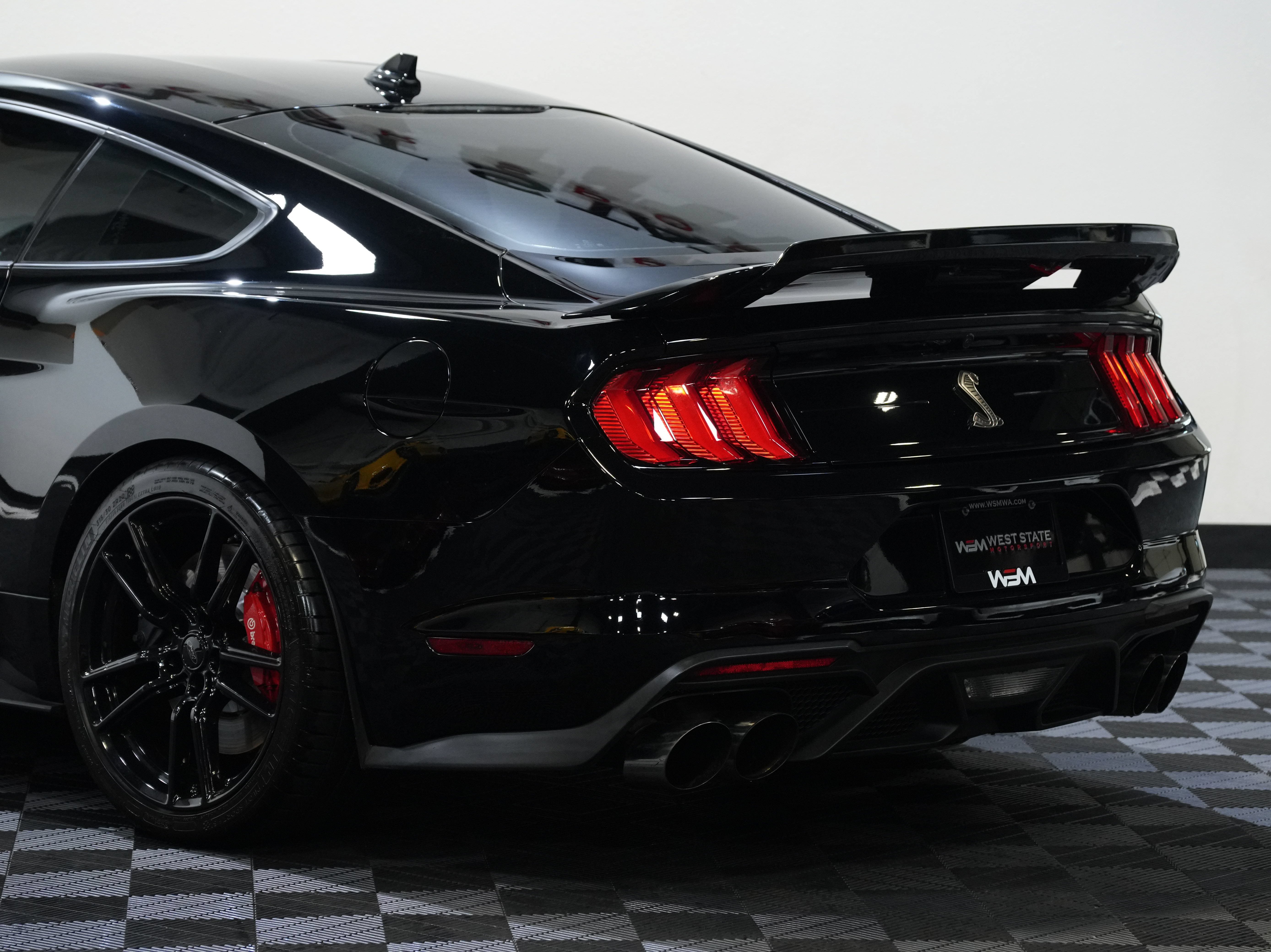 Used 2021 Ford Mustang Shelby GT500 RWD image 16