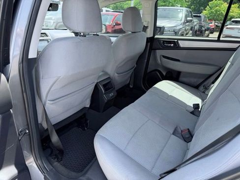 Used 2019 Subaru Outback 2.5i Premium AWD/4WD image 21