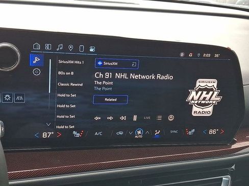 Certified 2024 Chevrolet Traverse Z71 image 13