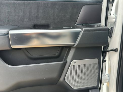 Used 2024 Ford F150 Platinum w/ FX4 Off-Road Package image 19