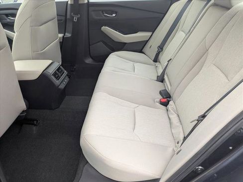 Used 2025 Honda Accord SE image 19