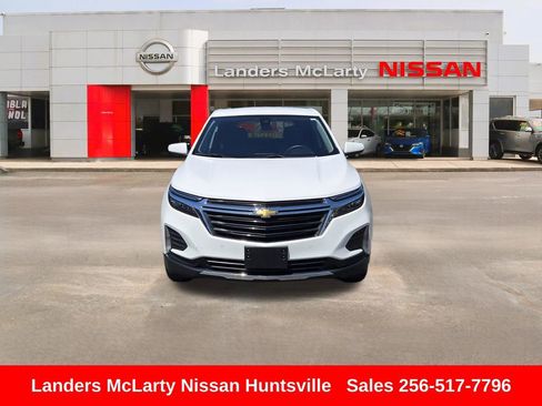 Used 2024 Chevrolet Equinox LT AWD/4WD image 11