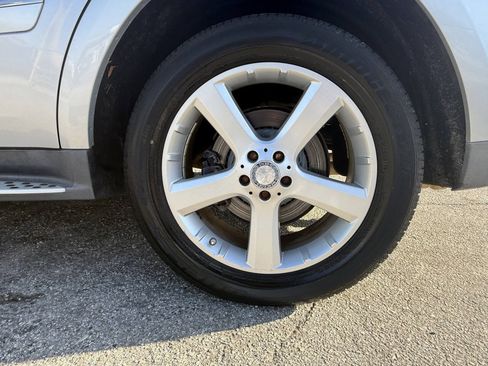 Used 2009 Mercedes-Benz GL 450 4MATIC image 27