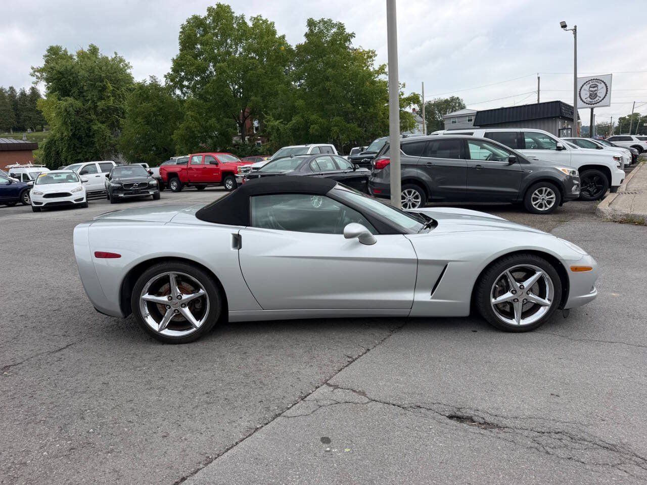 Used 2011 Chevrolet Corvette Convertible w/ Preferred Equipment Group RWD image 6