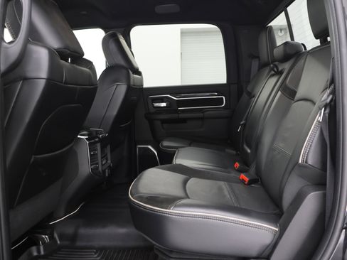Used 2022 RAM 2500 Laramie AWD/4WD image 9
