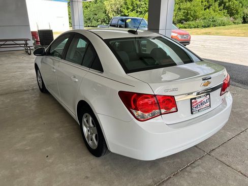 Used 2015 Chevrolet Cruze LT image 10