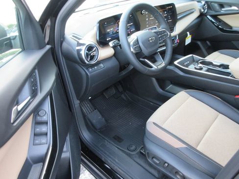 New 2027 Chevrolet Equinox ACTIV w/ Convenience Package III FWD image 12