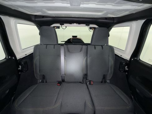 Used 2024 Jeep Wrangler Unlimited Sport AWD/4WD image 22