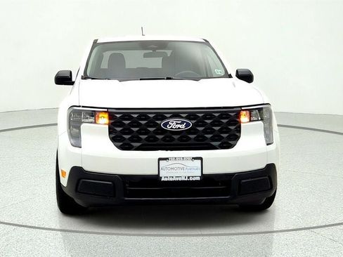 Used 2025 Ford Maverick XL FWD image 2