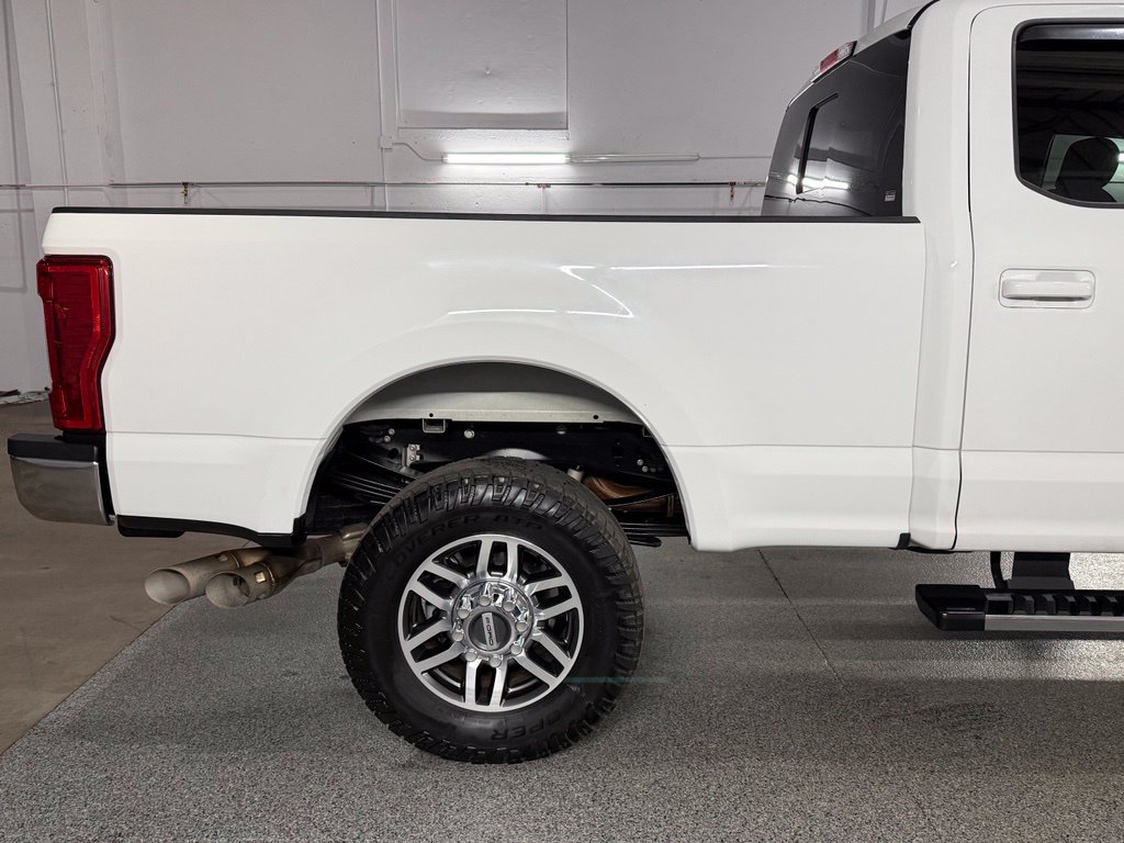 Used 2019 Ford F350 Lariat w/ Lariat Ultimate Package AWD/4WD image 8