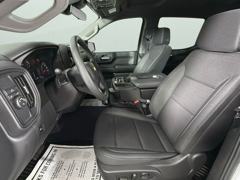 Used 2026 Chevrolet Silverado 1500 Custom w/ Turbomax Blackout Package RWD image 17