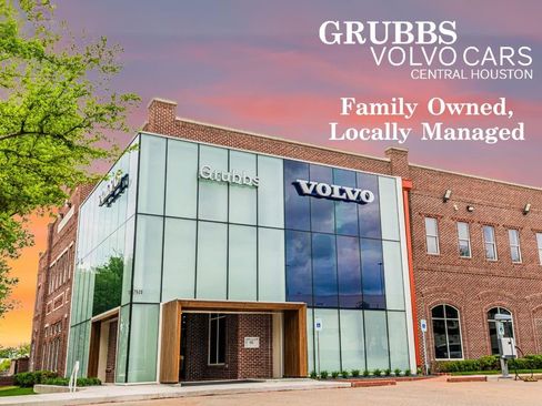 Used 2022 Volvo S60 B5 Momentum w/ Premium Package image 11