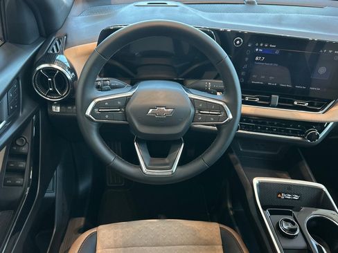 New 2026 Chevrolet Equinox ACTIV w/ Convenience Package III AWD/4WD image 14