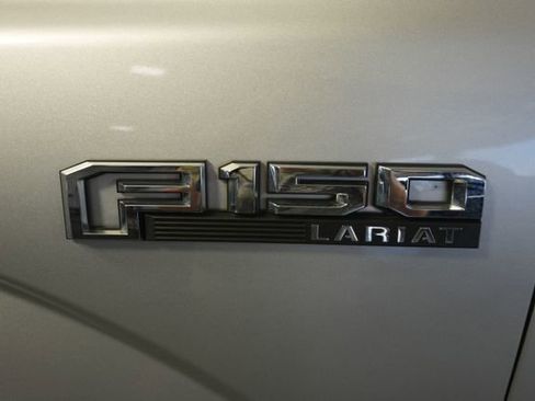 Used 2017 Ford F150 Lariat w/ Equipment Group 502A Luxury AWD/4WD image 25