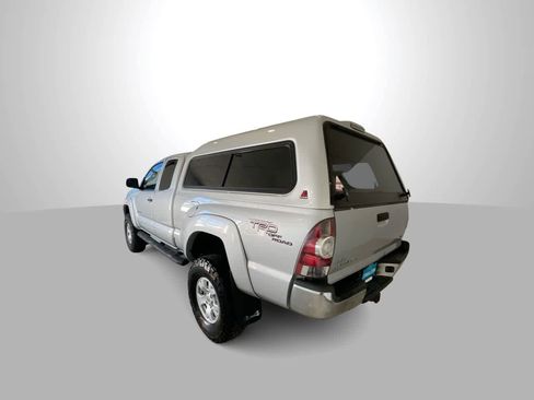 Used 2011 Toyota Tacoma 4x4 Access Cab V6 image 6
