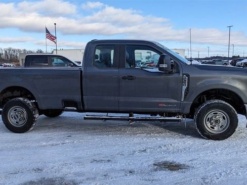 Used 2023 Ford F350 XL w/ FX4 Off-Road Package image 2
