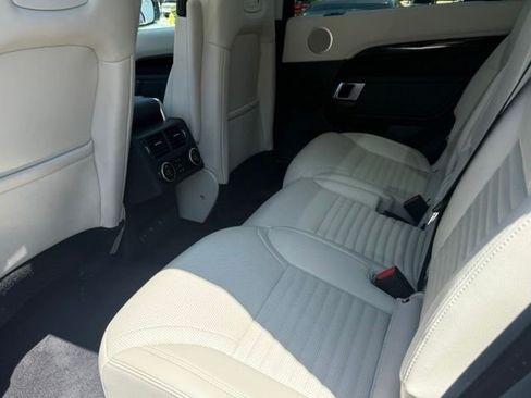 Used 2025 Land Rover Discovery S AWD/4WD image 24