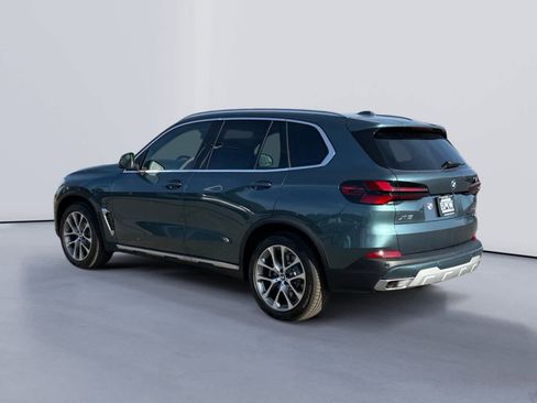 New 2026 BMW X5 xDrive50e image 5