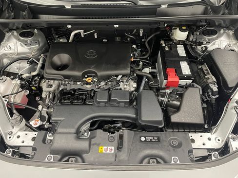 Used 2024 Toyota RAV4 XLE FWD image 43
