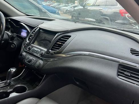 Used 2014 Chevrolet Impala LT FWD image 10
