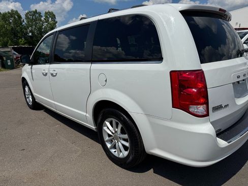 Used 2019 Dodge Grand Caravan SXT FWD image 10