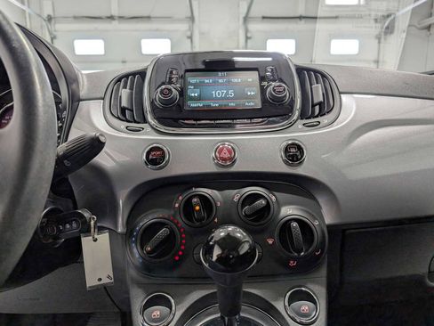 Used 2017 FIAT 500 Pop FWD image 26